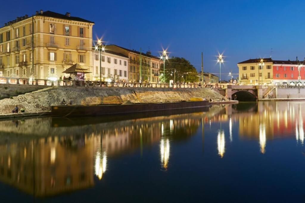 Daniela'S Spazioso Appartamento Ai Navigli Μιλάνο Εξωτερικό φωτογραφία