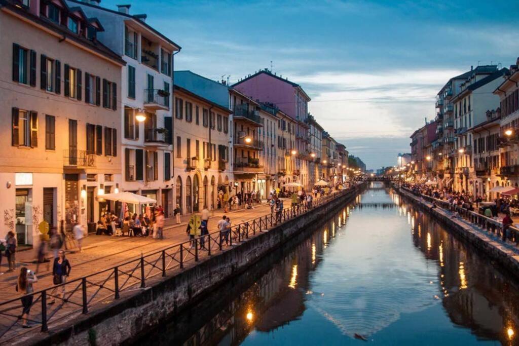 Daniela'S Spazioso Appartamento Ai Navigli Μιλάνο Εξωτερικό φωτογραφία