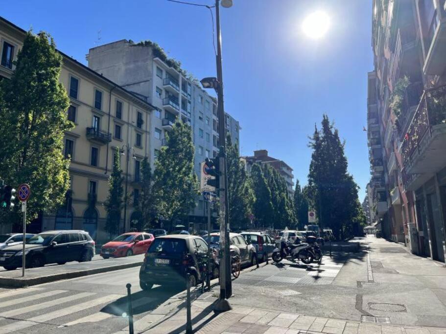 Daniela'S Spazioso Appartamento Ai Navigli Μιλάνο Εξωτερικό φωτογραφία