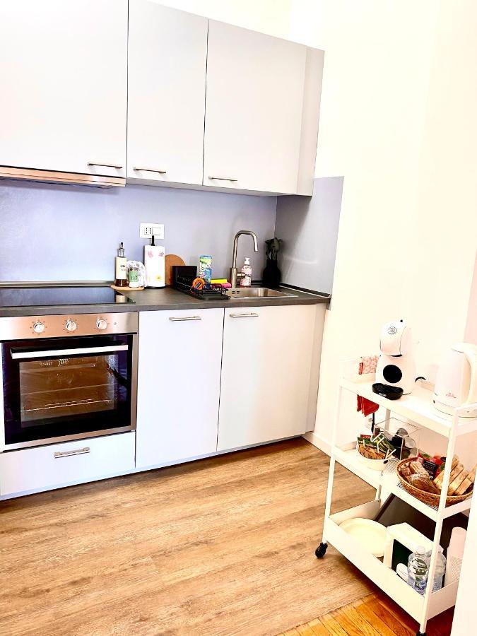 Daniela'S Spazioso Appartamento Ai Navigli Μιλάνο Εξωτερικό φωτογραφία