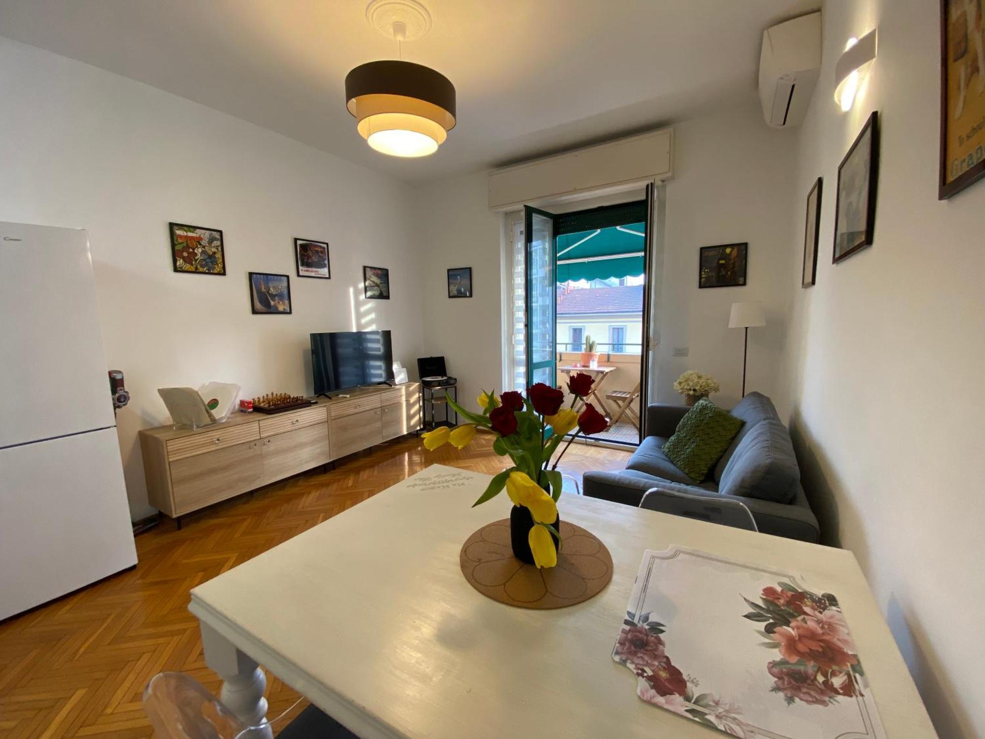 Daniela'S Spazioso Appartamento Ai Navigli Μιλάνο Εξωτερικό φωτογραφία