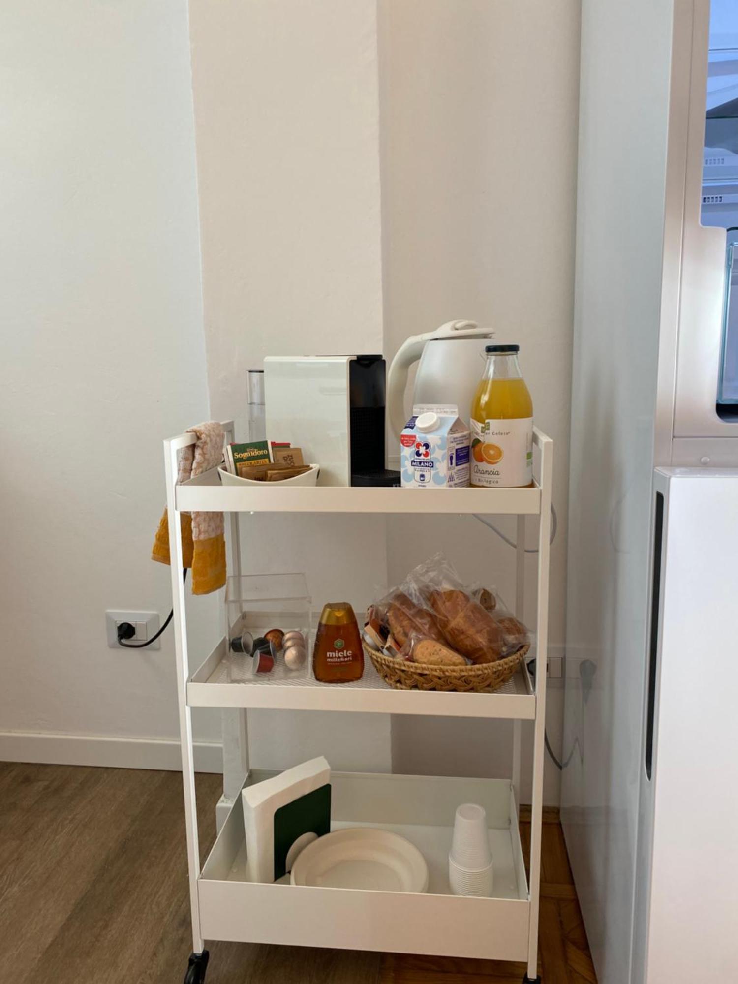 Daniela'S Spazioso Appartamento Ai Navigli Μιλάνο Εξωτερικό φωτογραφία